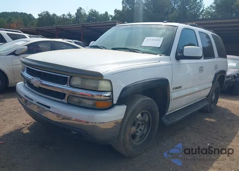 2003 Chevrolet Tahoe Lt из США, поврежденный, VIN 1GNEC13Z03R183484